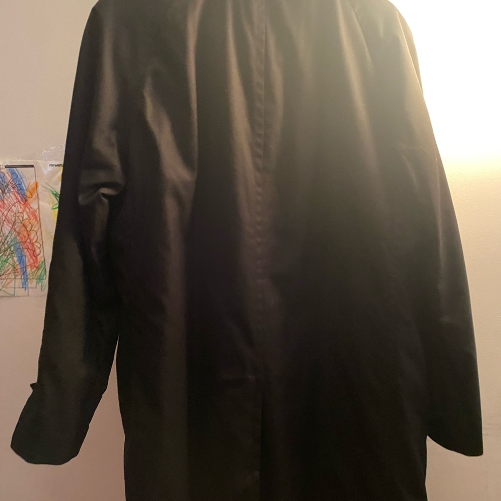 BURBERRY TRENCH COAT - Picture 8 of 8